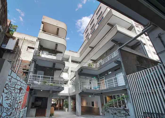 Owlstay Flip Flop Hostel - Garden Taipei